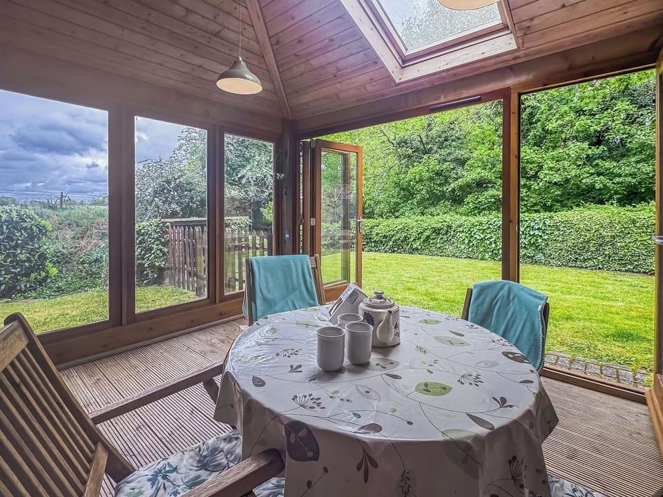 Sitting room | Elesa Cottage, Elsing, near Dereham