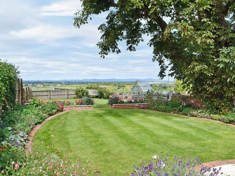 Garden | The Cottage, Prestbury, near Cheltenham