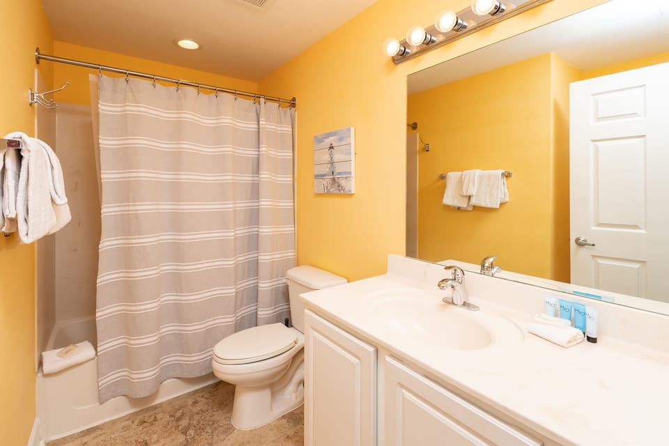 2nd Bathroom