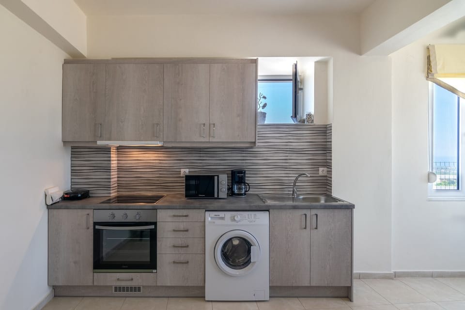 Modern villa,Great sea views,private pool, Agia Triada,Rethymno,Crete