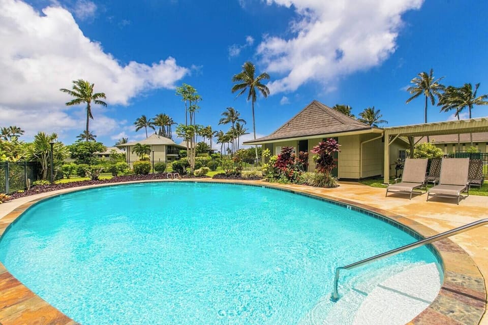 Pool and pergola on the property if the ocean isn't quite your cup of tea.