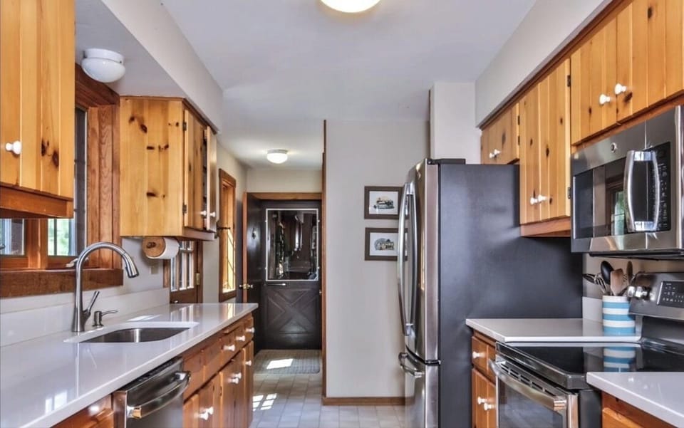 Well Equipped Kitchen 