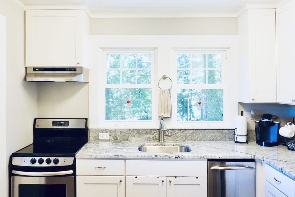 Kitchen Photo 1