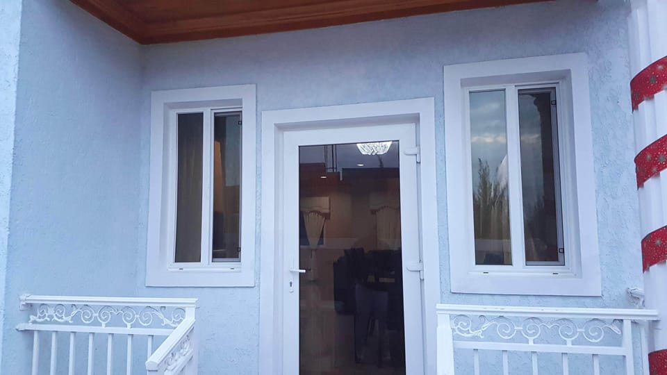 Dining Balcony 