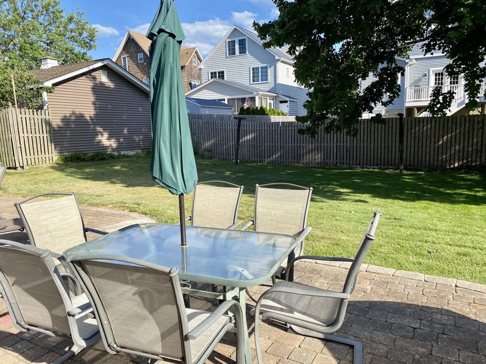 Patio Furniture & Gas Grill