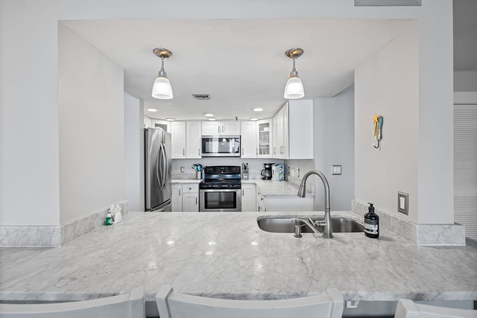 Fully stocked Kitchen