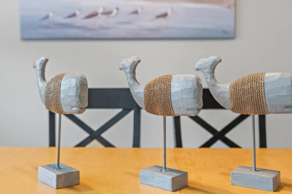 Enjoy the coastal touches