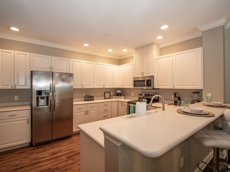 Fully Stocked Kitchen