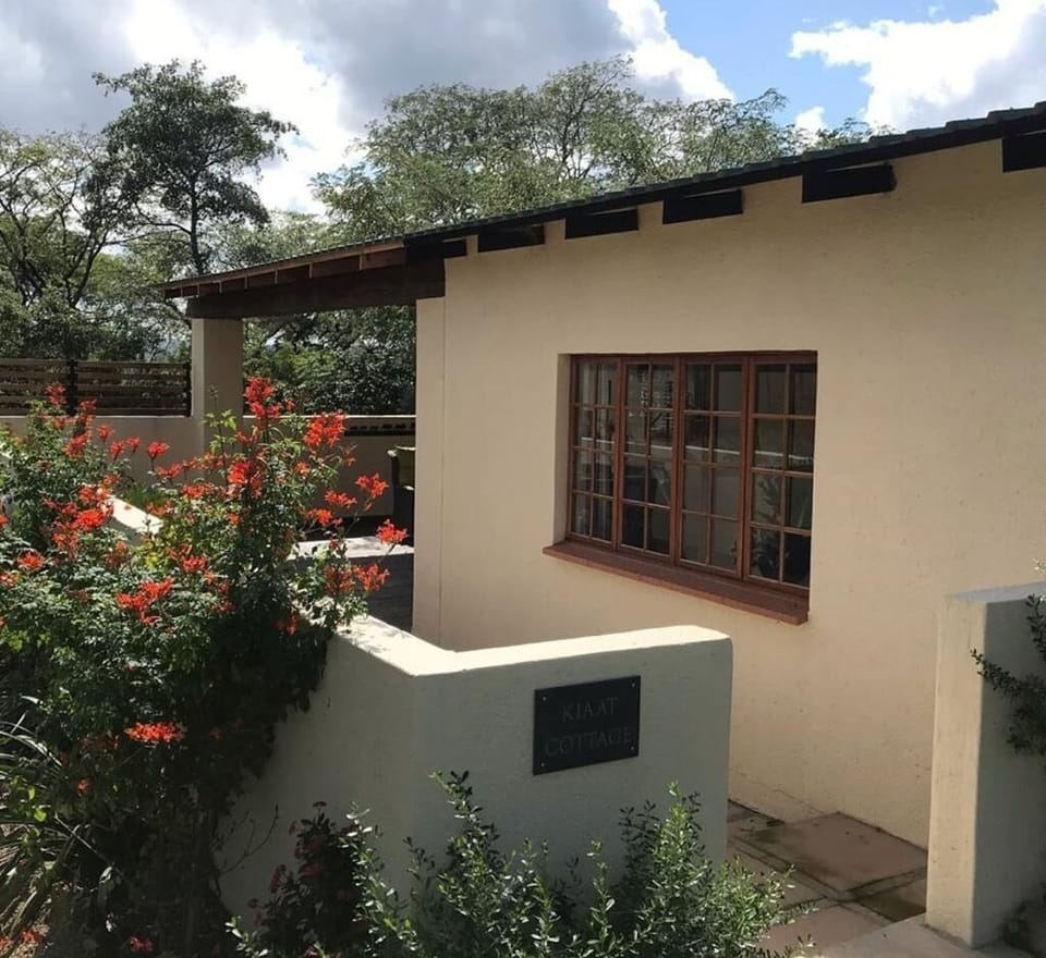 Each Cottage has its own private stoep with braai, entrance and electric gate.
