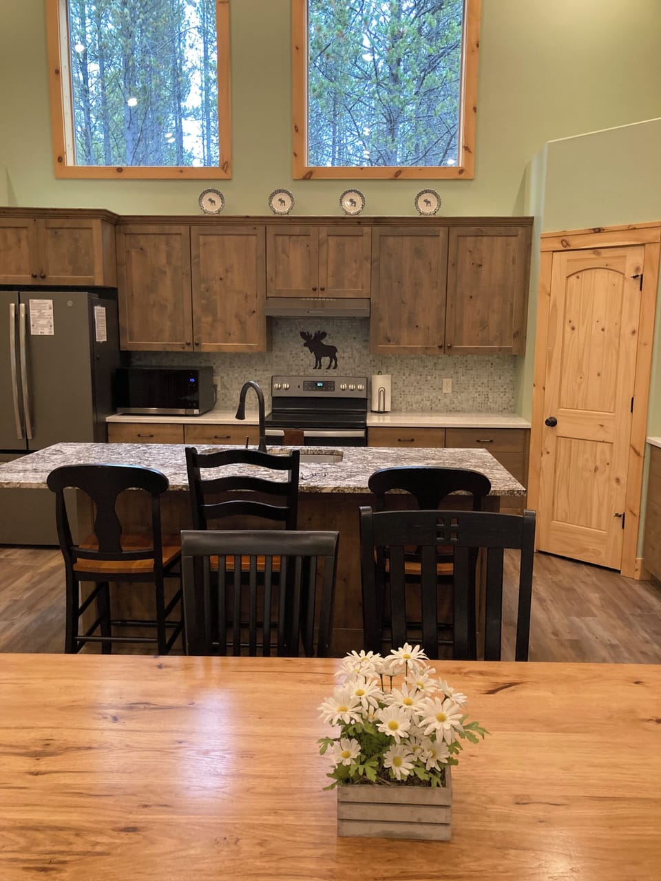Open and fully stocked kitchen. 