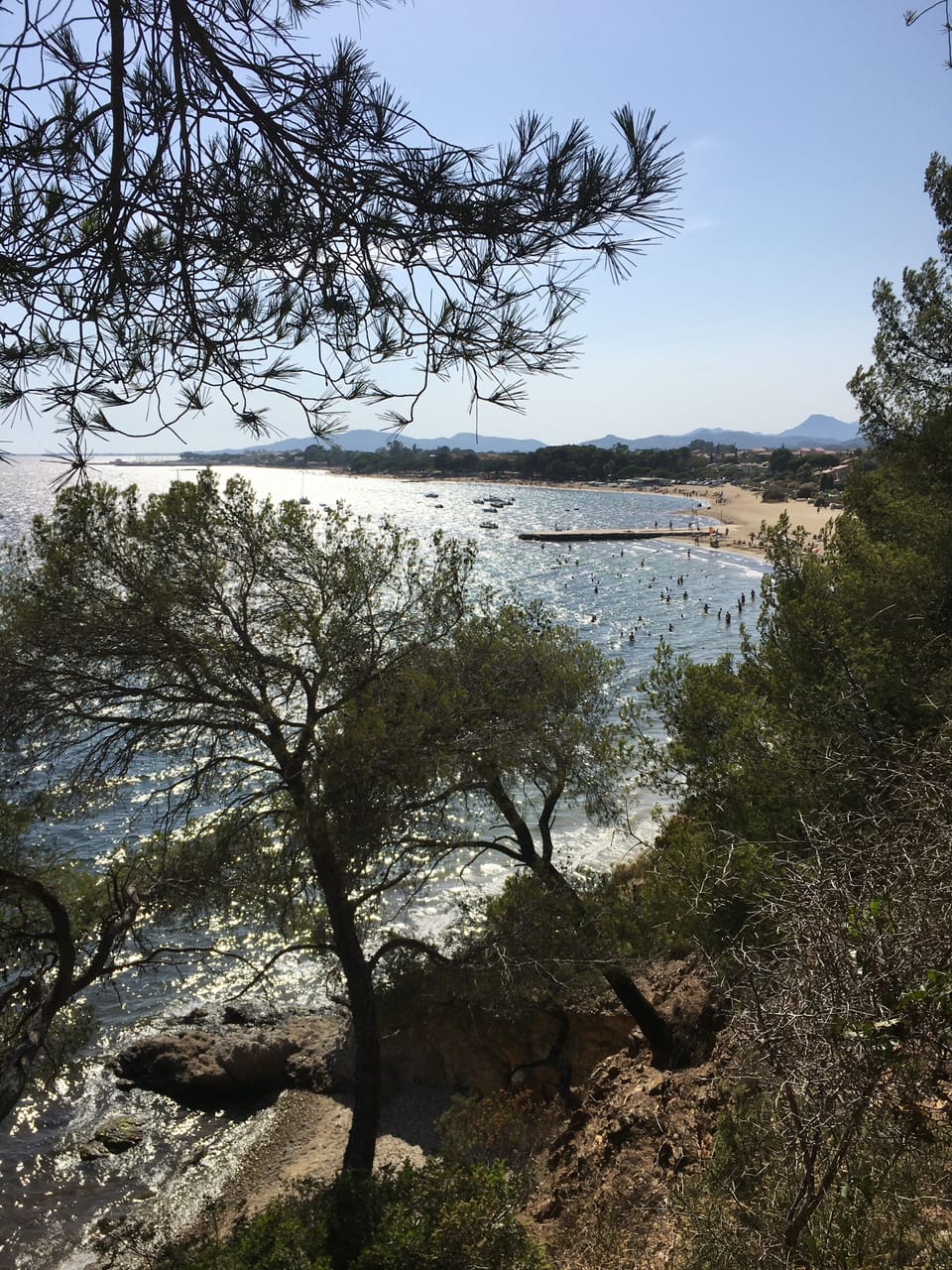 Spacious 2* air-conditioned T2 apartment between the Mediterranean and the Massif des Maures Apartment in La Londe-les-Maures