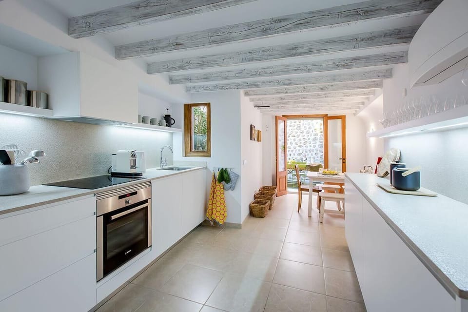 Kitchen area