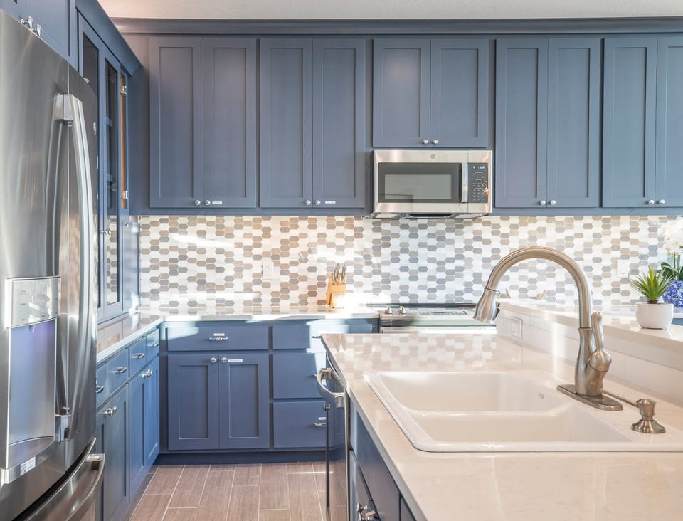 Lovely, modern kitchen with stainless appliances