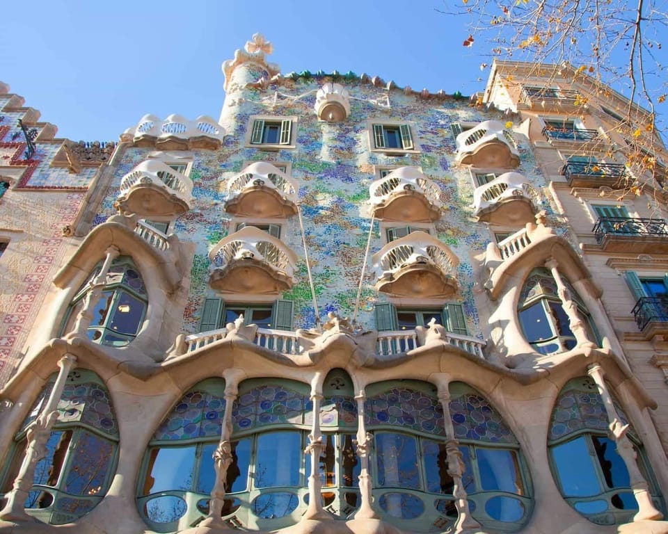 Paseo de Gracia, Casa Batlló -- 15 minutes on foot