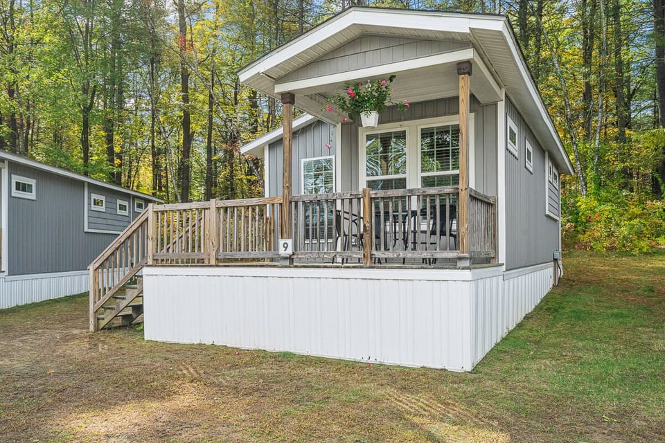 Cascade cottage exterior 