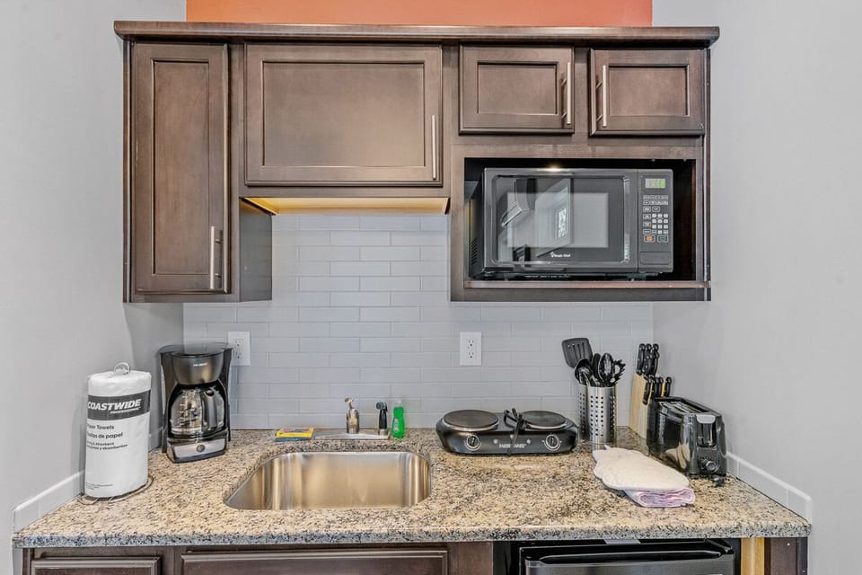 Cascade cottage kitchenette 
