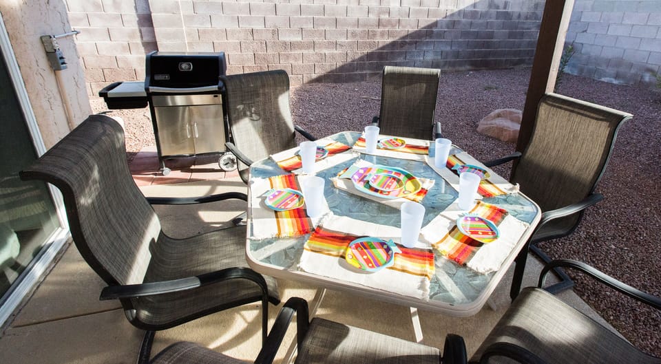 Covered patio with furniture 