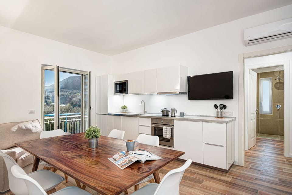 sorrento-golden-apartment-sorrento-apartment-kitchen