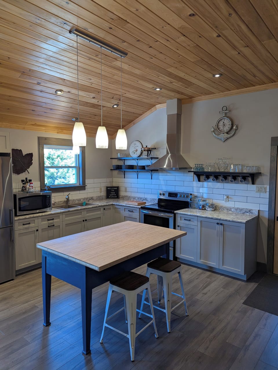Full Kitchen