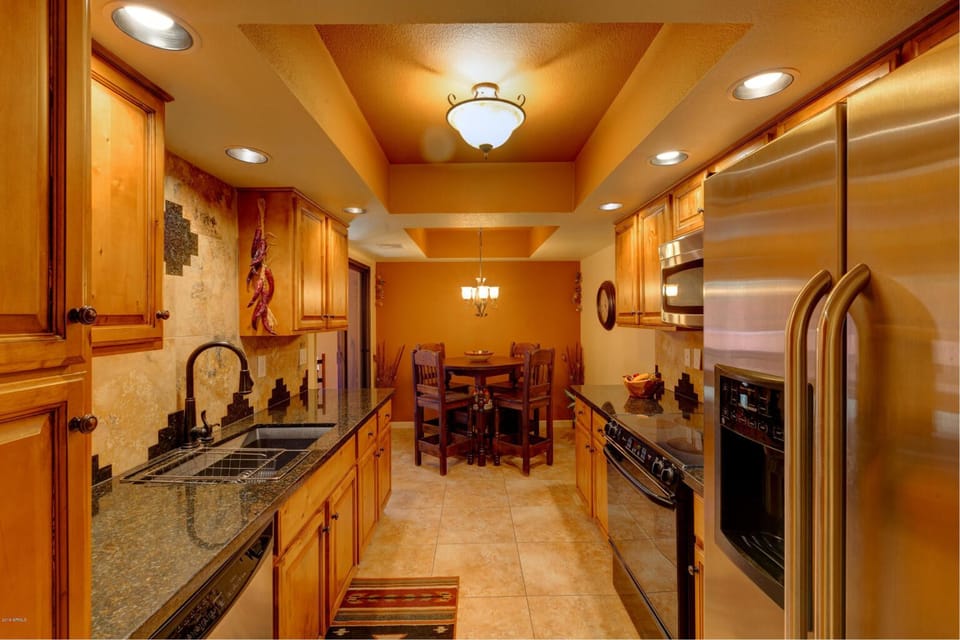 Eat In Kitchen