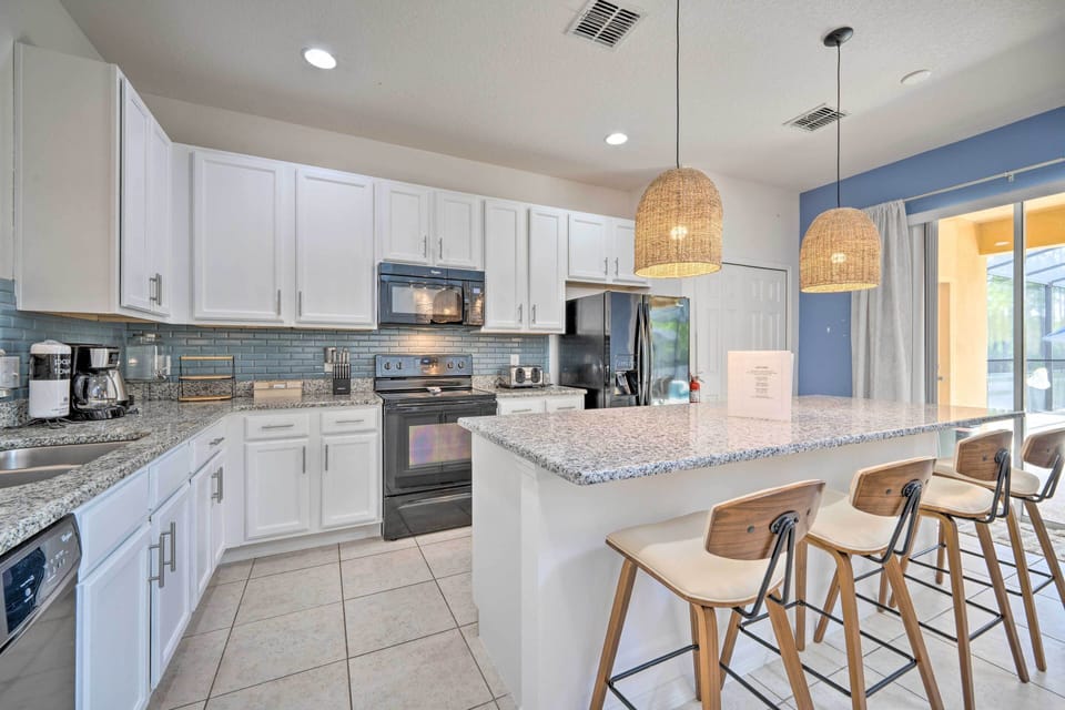 Kitchen | Fully Equipped