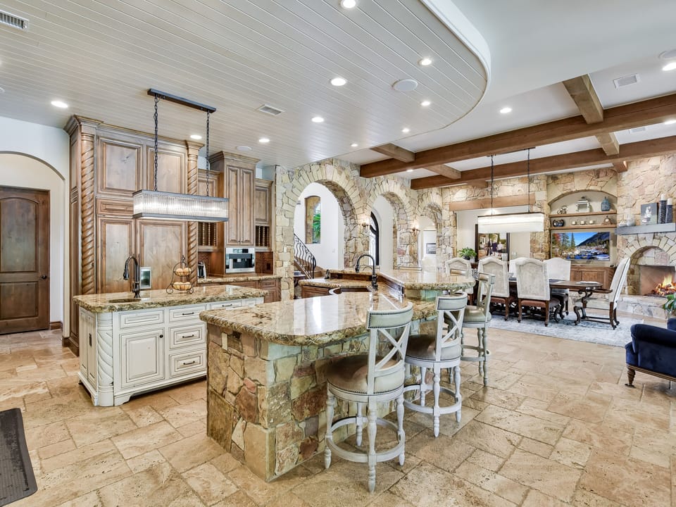 Kitchen Bar