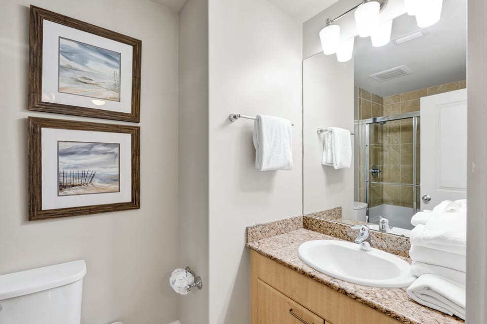 Caribe Resort Guest Bathroom