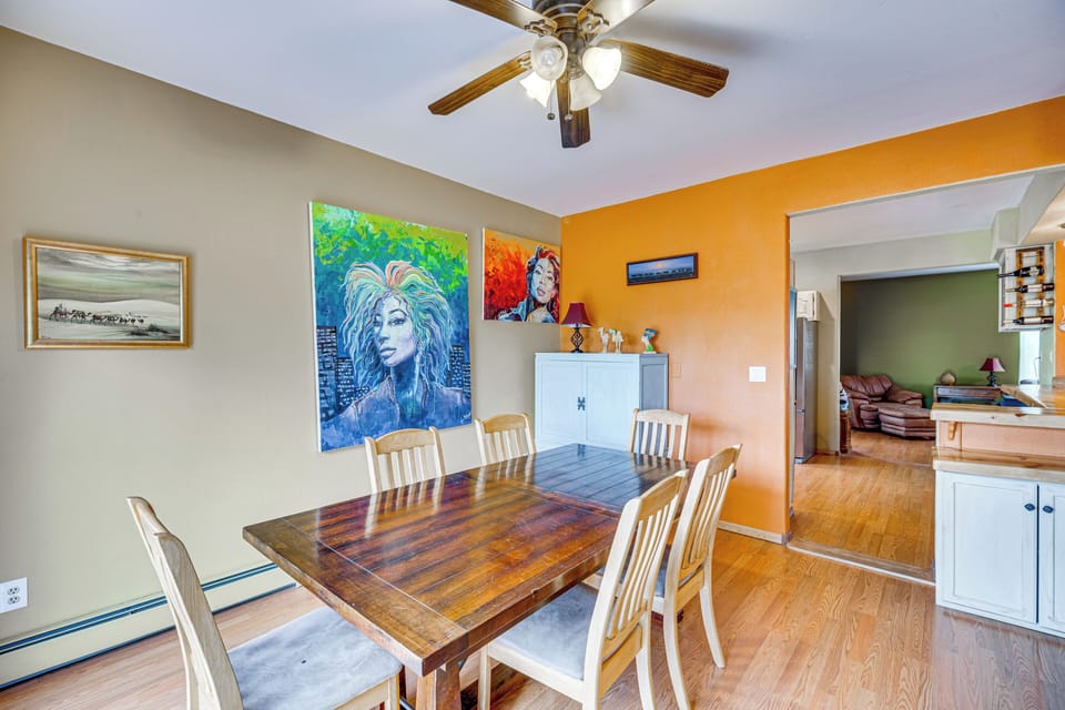 Dining Area | Dining Table | Dishware/Flatware