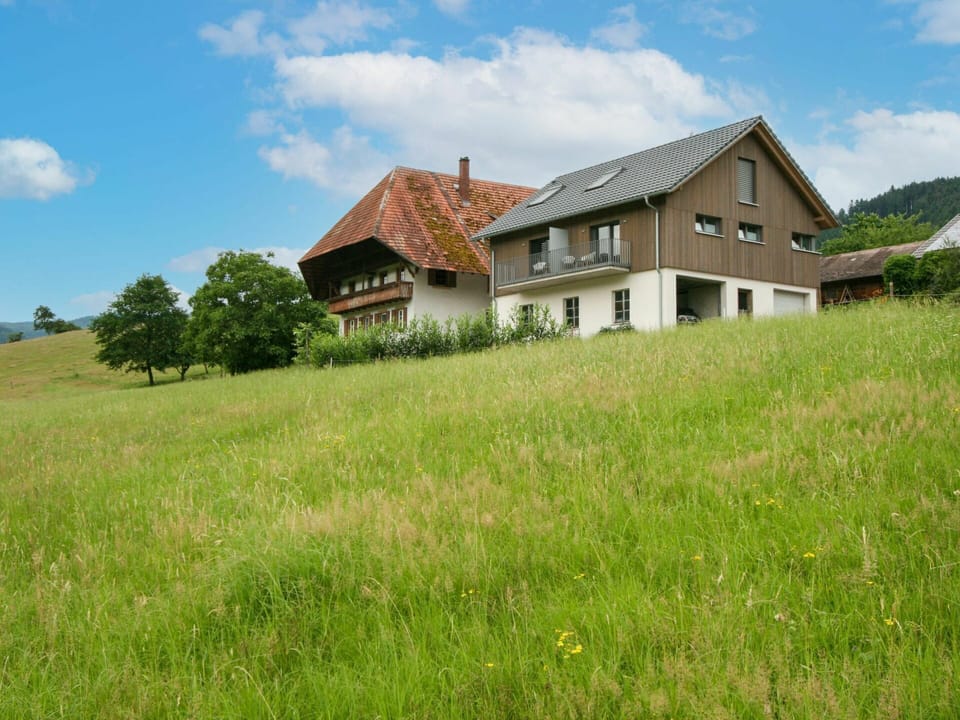 Sky, Cloud, Plant, Property, Building, Tree, Natural Landscape, House, Land Lot, Grass