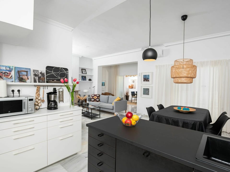 Room, Property, Furniture, Interior Design, Ceiling, Building, Yellow, House, Living Room, Floor