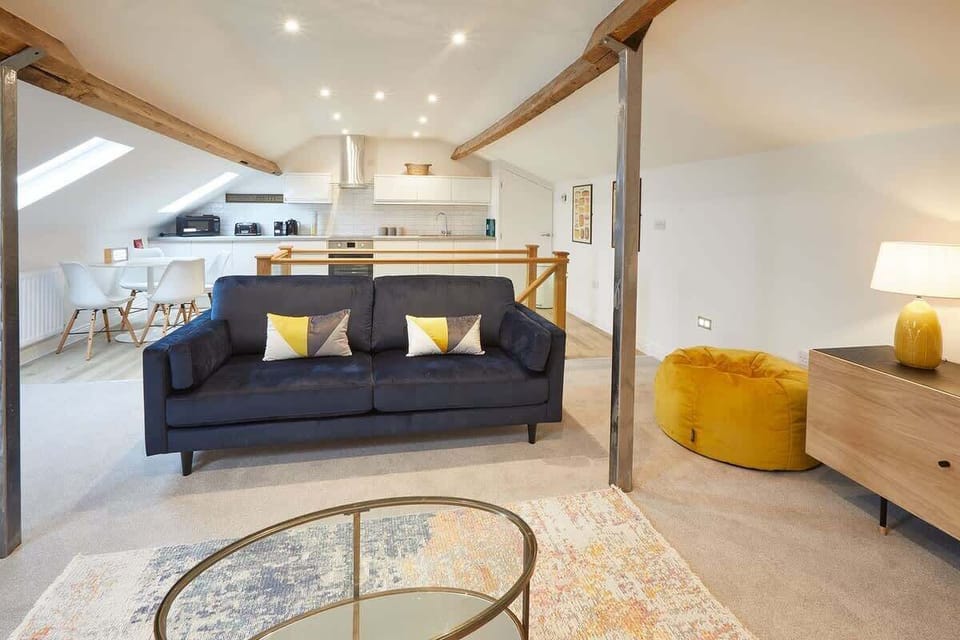 Apartment C at Cornerhouse Apartments, Saltburn-by-the-Sea - Host & Stay