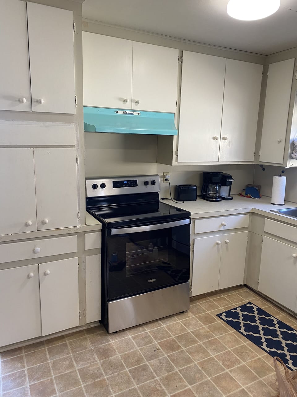 Kitchen is fully stocked and ready to rock!