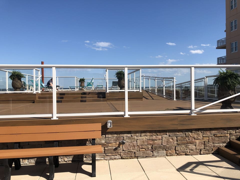 Sun deck