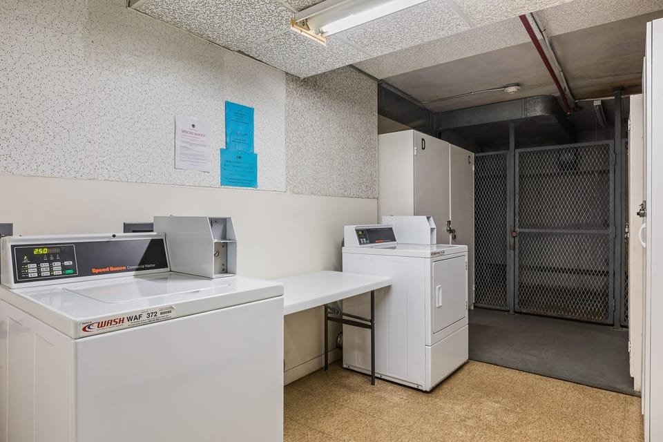 Appliance, Washer, Screen, Indoors, Floor