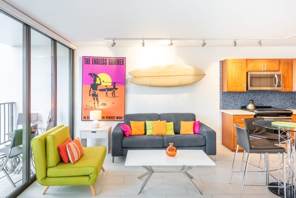 Indoors, Room, Living Room, Furniture, Couch