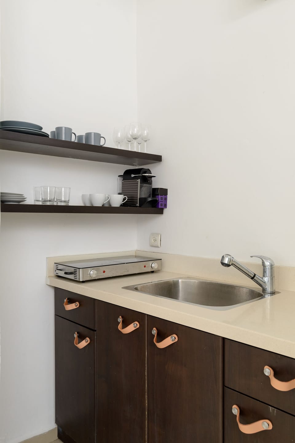 Mini kitchen and utensils