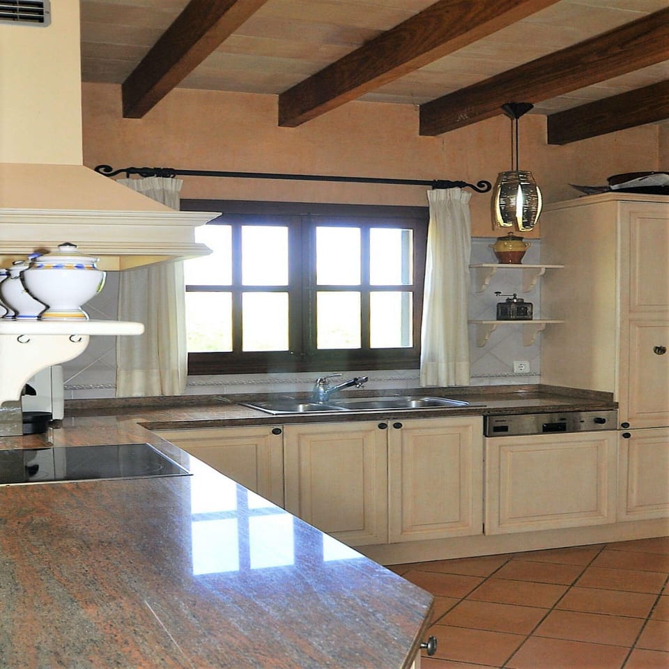 Kitchen area