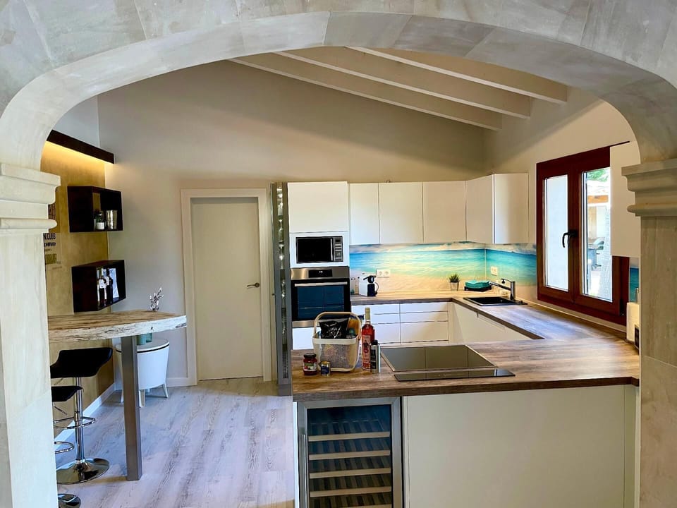 Kitchen area