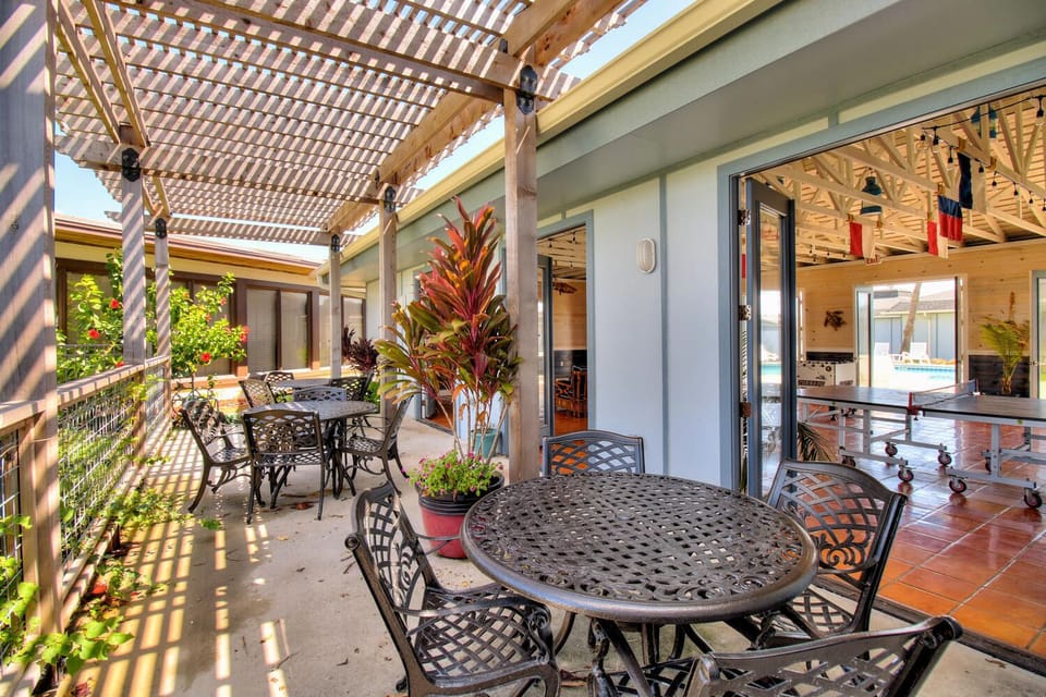 Community center outdoor seating - Late lunch with a view? The community patio’s got you covered!