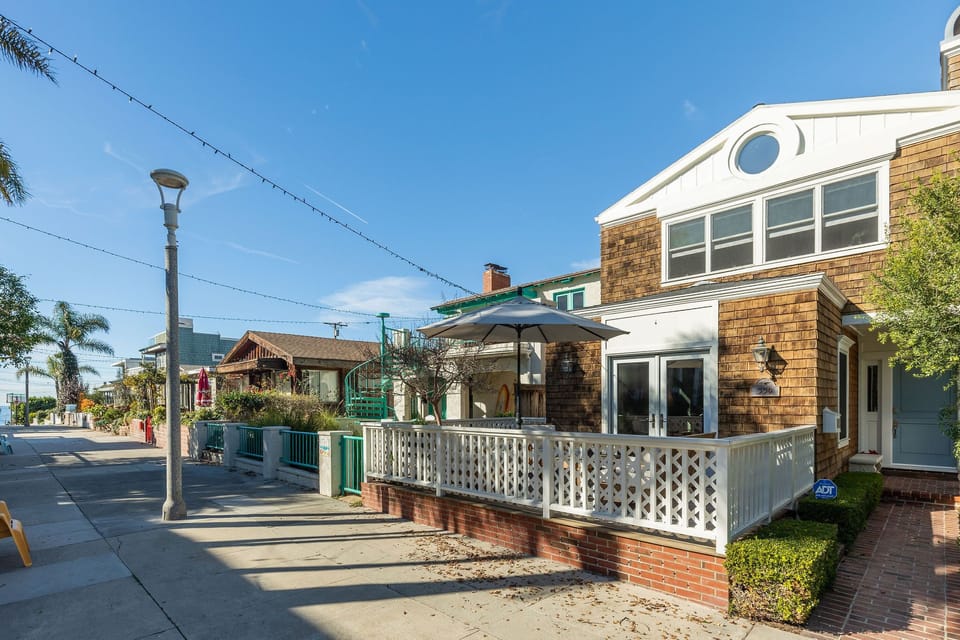 Prime Walk Street location