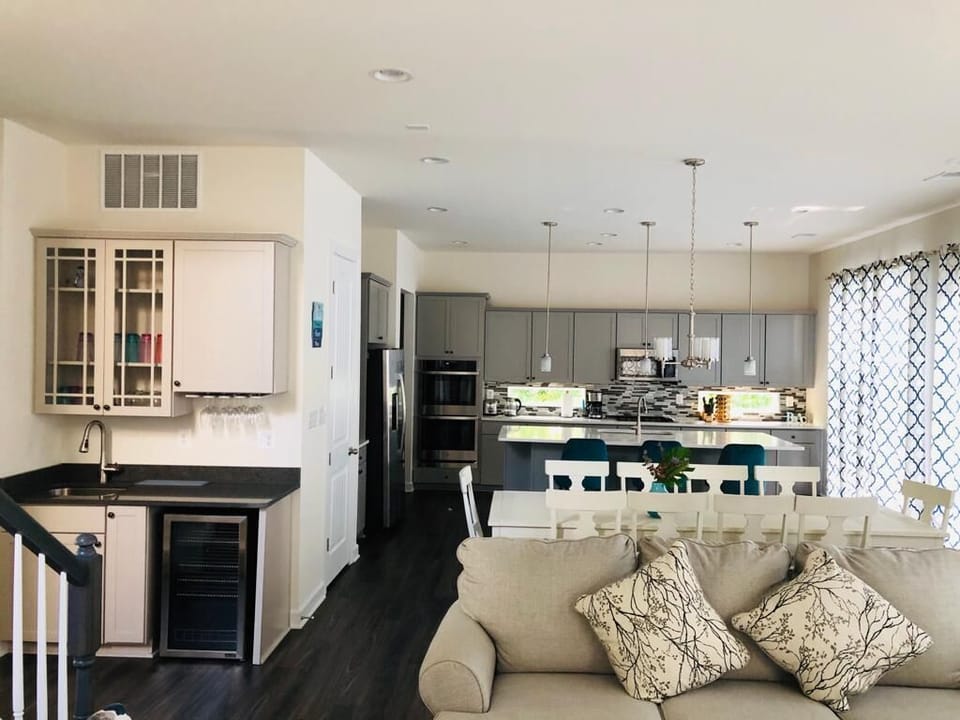 Open concept Living, Dining & Kitchen