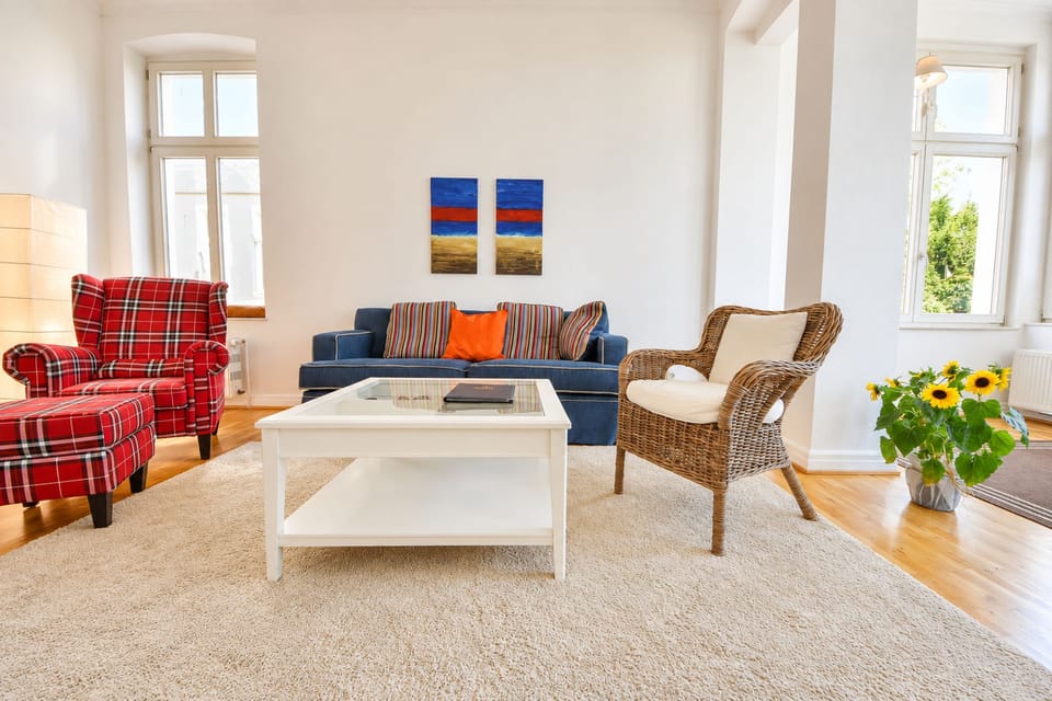 Villa Sonnenschein 06 - generously laid out and stylishly furnished Apartment in Heringsdorf