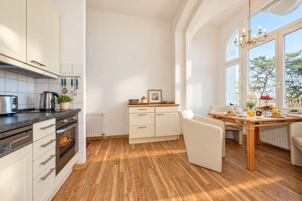Villa Germania 10 - Lake view directly on the promenade Apartment in Heringsdorf
