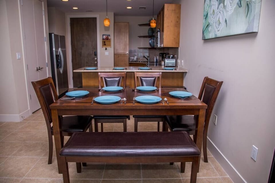 Whether you're cooking or ordering-in, the dinning room provides enough space for everyone. 