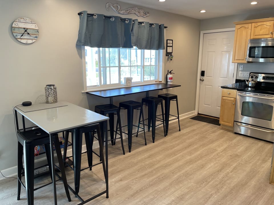 Dining area with convertible counters.