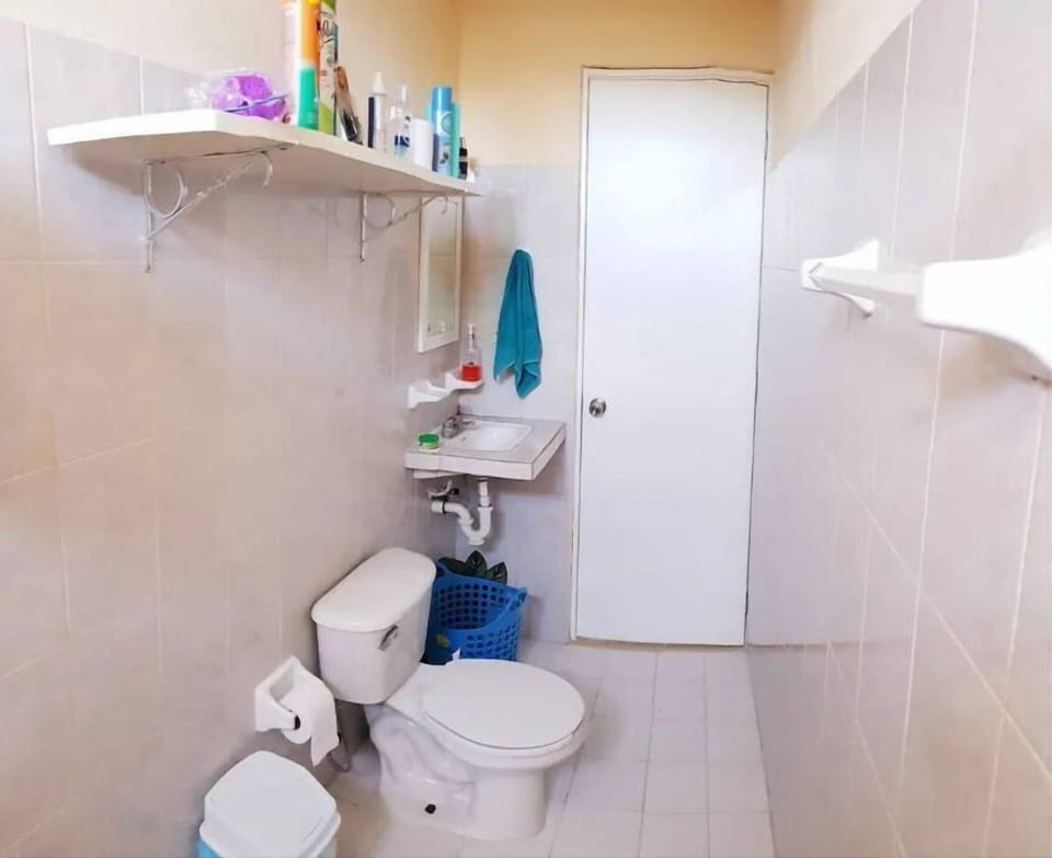 Interior del baño equipado