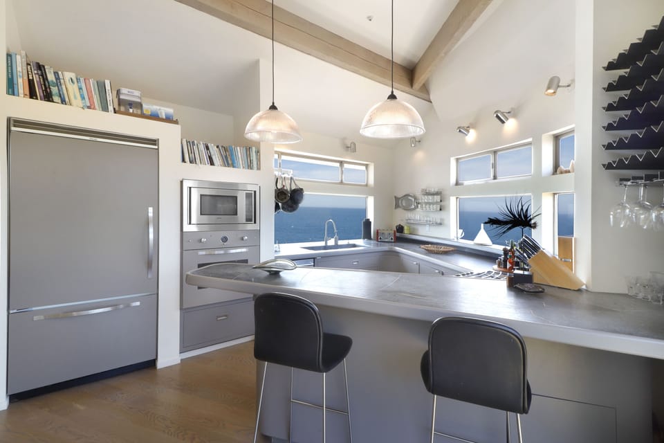 Well appointed kitchen! Outdoor grill nearby