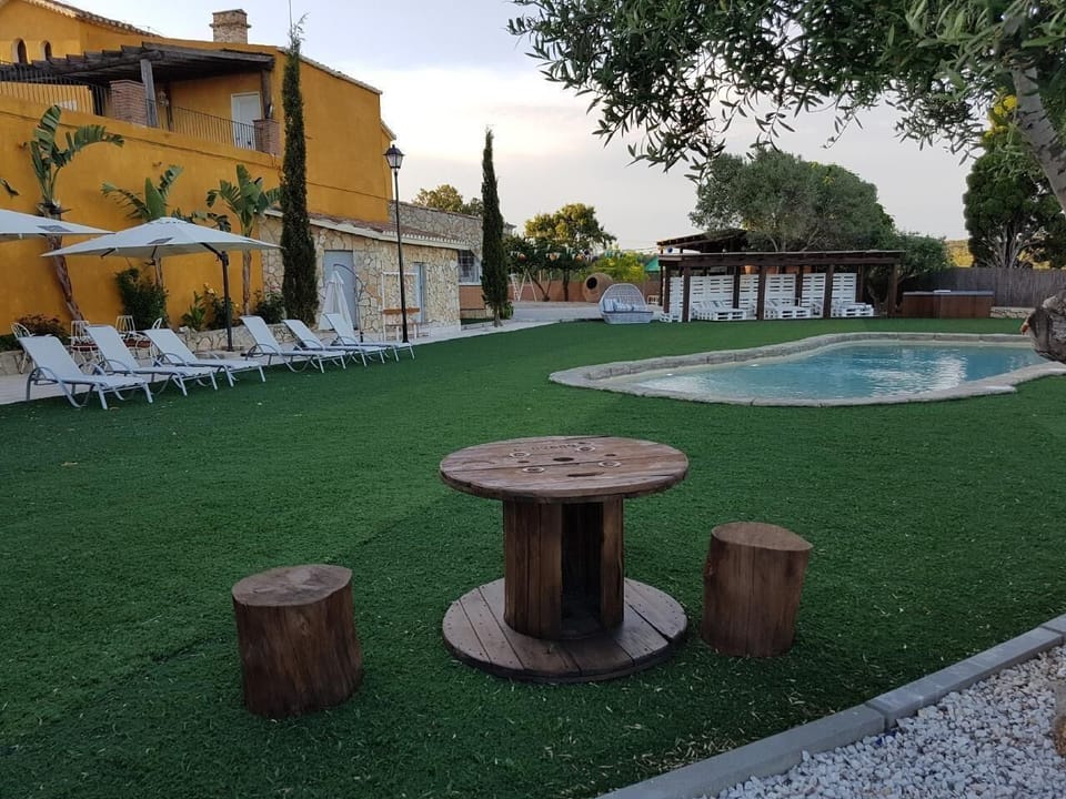 Pool