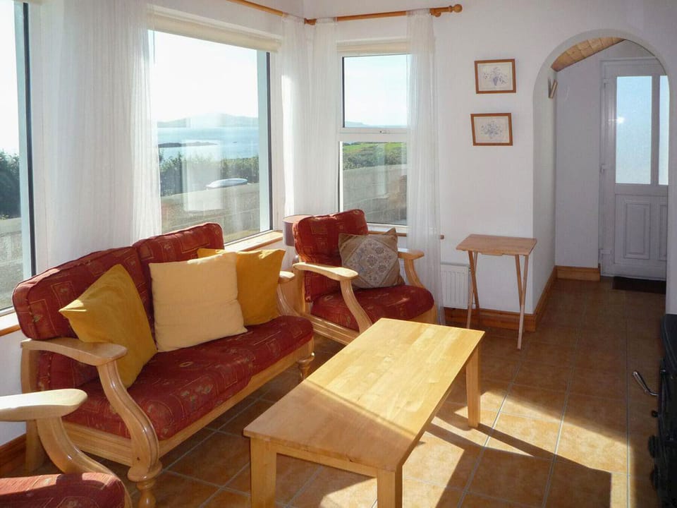 Heir Island Holiday Homes - The Old Barn, Skibbereen, West Cork