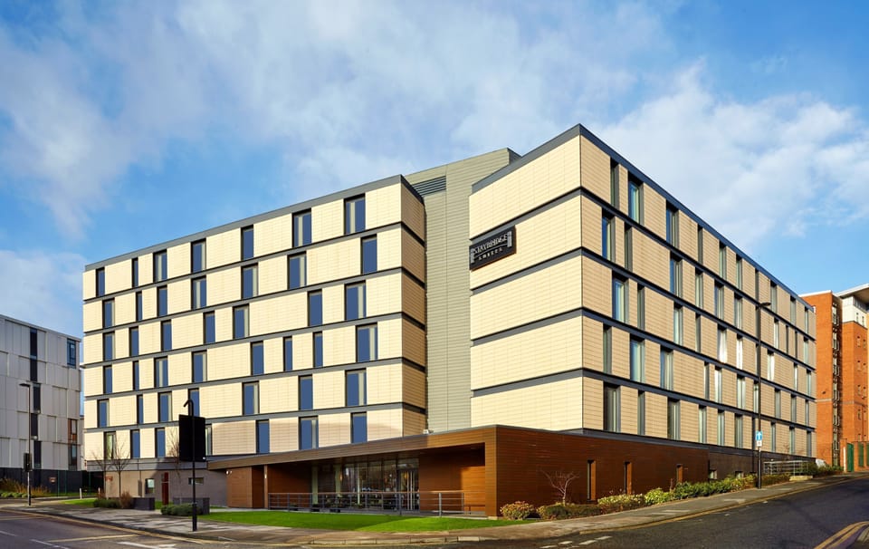 Escape to Newcastle for your next trip.